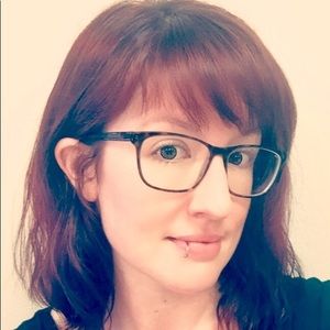 Meet your Posher, Angie